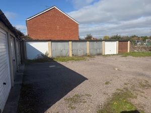 Photo 9- click for photo gallery